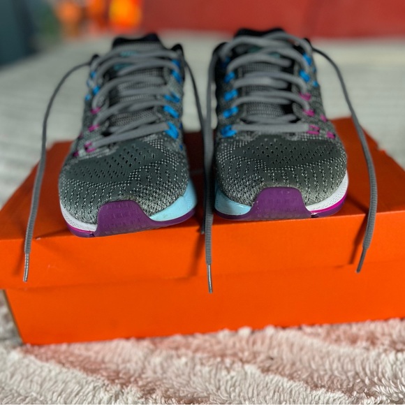 Nike Zoom Structure 19 Sneakers Running Women Size 8.5 - Picture 3 of 7